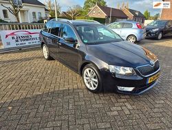 Zwart Gebruikt 2014 Skoda Octavia Business Line Stationwagen | € 5.500 (Eerlijke prijs)