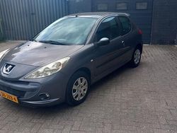 Grijs Gebruikt 2009 Peugeot 206+ Hatchback | € 3.400 (Eerlijke prijs)
