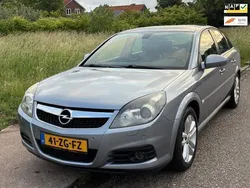 Grijs, metallic lak Gebruikt 2008 Opel Vectra GTS Excellence Hatchback | € 3.749 (Eerlijke prijs)