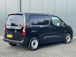 Zwart Gebruikt 2022 Opel Combo Van | € 10.950 (Goede deal)
