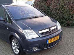 Grijs Gebruikt 2010 Opel Meriva Cosmo MPV | € 2.800 (Goede deal)