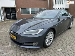 Grijs Gebruikt 2018 Tesla Model S Sedan | € 23.744 (Goede deal)