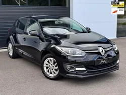 Zwart Gebruikt 2015 Renault Mégane III Expression Hatchback | € 5.495 (Goede deal)