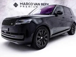Santorini black (zwart metallic) Gebruikt 2023 Land Rover Range Rover Autobiography SUV | € 139.850 (Duur)