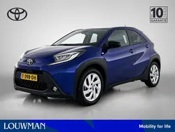 Blauw metallic Gebruikt 2023 Toyota Aygo Hatchback | € 18.945 (Goede deal)