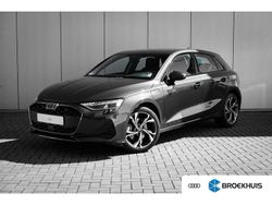 Grijs Gebruikt 2025 Audi A3 Sportback Advanced Hatchback | € 41.945
