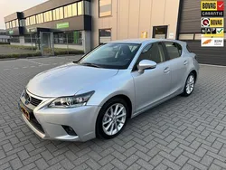 Grijs Gebruikt 2014 Lexus CT200h Business Edition Hatchback | € 13.999 (Iets duurder)