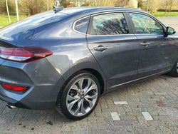 Grijs Gebruikt 2018 Hyundai i30 Premium Hatchback | € 21.755 (Iets duurder)