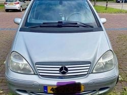 Grijs Gebruikt 2002 Mercedes A140 Elegance Stationwagen | € 2.350 (Iets duurder)