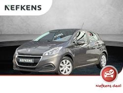 Grijs Gebruikt 2018 Peugeot 208 Active Hatchback | € 9.225 (Eerlijke prijs)