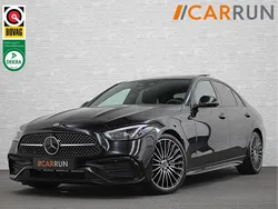 Zwart, metallic lak Gebruikt 2023 Mercedes C300 AMG line Sedan | € 57.900 (Eerlijke prijs)