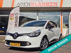 Wit Gebruikt 2015 Renault Clio IV Night&Day Hatchback | € 9.450 (Eerlijke prijs)