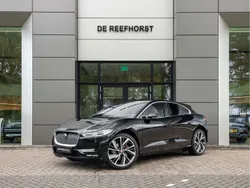 Santorini black (donker zwart metallic)zwart Gebruikt 2021 Jaguar I-Pace S SUV | € 43.900 (Iets duurder)