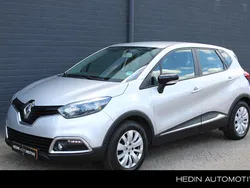 Grijs Gebruikt 2015 Renault Captur Expression SUV | € 9.788 (Eerlijke prijs)