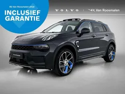 Zwart, metallic lak Gebruikt 2022 Lynk & Co 01 SUV | € 25.950 (Eerlijke prijs)
