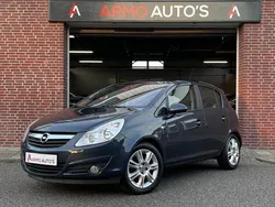 Grijs Gebruikt 2009 Opel Corsa Cosmo Hatchback | € 4.450 (Eerlijke prijs)