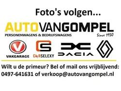 Rood metallic Gebruikt 2015 Renault Captur SUV | € 11.945 (Eerlijke prijs)