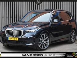 Zwart Gebruikt 2024 BMW X5 M Sport SUV | € 93.950 (Eerlijke prijs)