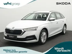 Wit Gebruikt 2024 Skoda Octavia Business Line Stationwagen | € 27.400 (Eerlijke prijs)