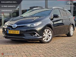 Zwart Gebruikt 2015 Toyota Auris Hybrid Hatchback | € 11.950 (Eerlijke prijs)