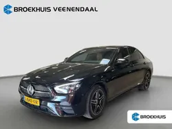 Zwart, metallic lak Gebruikt 2021 Mercedes E300 Business Sedan | € 36.900 (Goede deal)