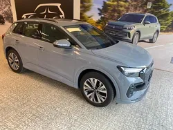 Grijs Gebruikt 2022 Audi Q4 e-tron SUV | € 28.490