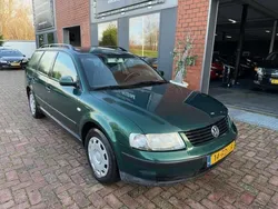 Groen Gebruikt 2000 VW Passat Trendline Stationwagen | € 750