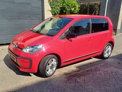 Rood Gebruikt 2017 VW up! Beats Hatchback | € 8.250 (Eerlijke prijs)