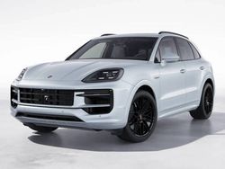 Dolomietzilver metallic Gebruikt 2024 Porsche Cayenne SUV | € 134.900