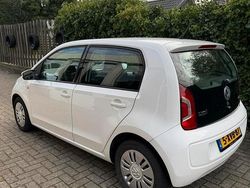 Gebruikt 2014 VW up! Hatchback | € 5.200 (Iets duurder)