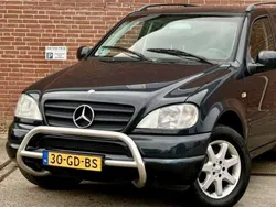 Zwart Gebruikt 2000 Mercedes ML430 SUV | € 3.800