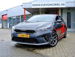 Grijs Gebruikt 2021 Kia ProCeed GT-Line Hatchback | € 16.750 (Eerlijke prijs)