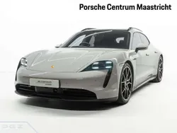 Grijs Gebruikt 2024 Porsche Taycan Sport Turismo Sedan | € 99.750