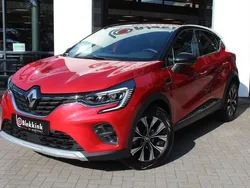 Rood Gebruikt 2024 Renault Captur Intens SUV | € 29.994 (Eerlijke prijs)