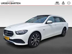 Wit Gebruikt 2021 Mercedes E300 AMG line Stationwagen | € 34.930 (Eerlijke prijs)
