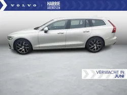 Wit Gebruikt 2018 Volvo V60 Momentum Stationwagen | € 25.694 (Eerlijke prijs)