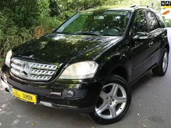 Zwart, metallic lak Gebruikt 2007 Mercedes ML350 AMG SUV | € 8.950 (Eerlijke prijs)