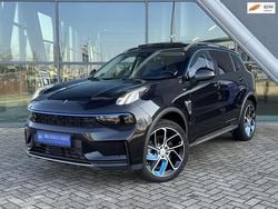 Zwart Gebruikt 2023 Lynk & Co 01 SUV | € 26.950 (Eerlijke prijs)