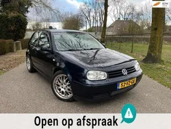 Blauw Gebruikt 2000 VW Golf IV Highline Hatchback | € 1.599 (Eerlijke prijs)