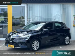 Zwart Gebruikt 2022 Renault Clio V Zen Hatchback | € 15.695 (Eerlijke prijs)