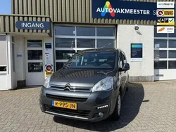 Grijs Gebruikt 2016 Citroën Berlingo Feel MPV | € 12.995