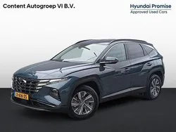 Teal blue (blauw metallic) Gebruikt 2024 Hyundai Tucson Comfort SUV | € 37.440 (Eerlijke prijs)