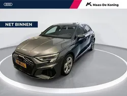 Grijs Gebruikt 2024 Audi A3 Sportback Design Hatchback | € 36.840 (Eerlijke prijs)