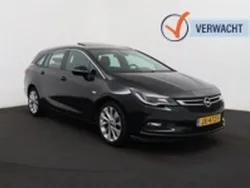Zwart Gebruikt 2016 Opel Astra Edition Stationwagen | € 6.450 (Eerlijke prijs)