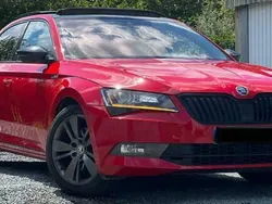 Rood Gebruikt 2017 Skoda Superb SportLine Sedan | € 21.000 (Eerlijke prijs)