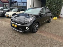 Zwart Gebruikt 2022 Kia Niro SUV | € 22.950 (Super prijs)