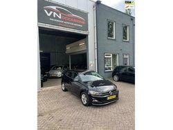 Zwart Gebruikt 2018 VW Polo Comfortline Hatchback | € 13.950 (Duur)