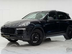 Zwart Gebruikt 2015 Porsche Cayenne Platinum Edition SUV | € 26.900 (Eerlijke prijs)