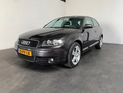 Grijs, metallic lak Gebruikt 2005 Audi A3 Attraction Hatchback | € 4.449 (Eerlijke prijs)