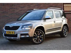Beige Gebruikt 2015 Skoda Yeti Adventure SUV | € 6.949